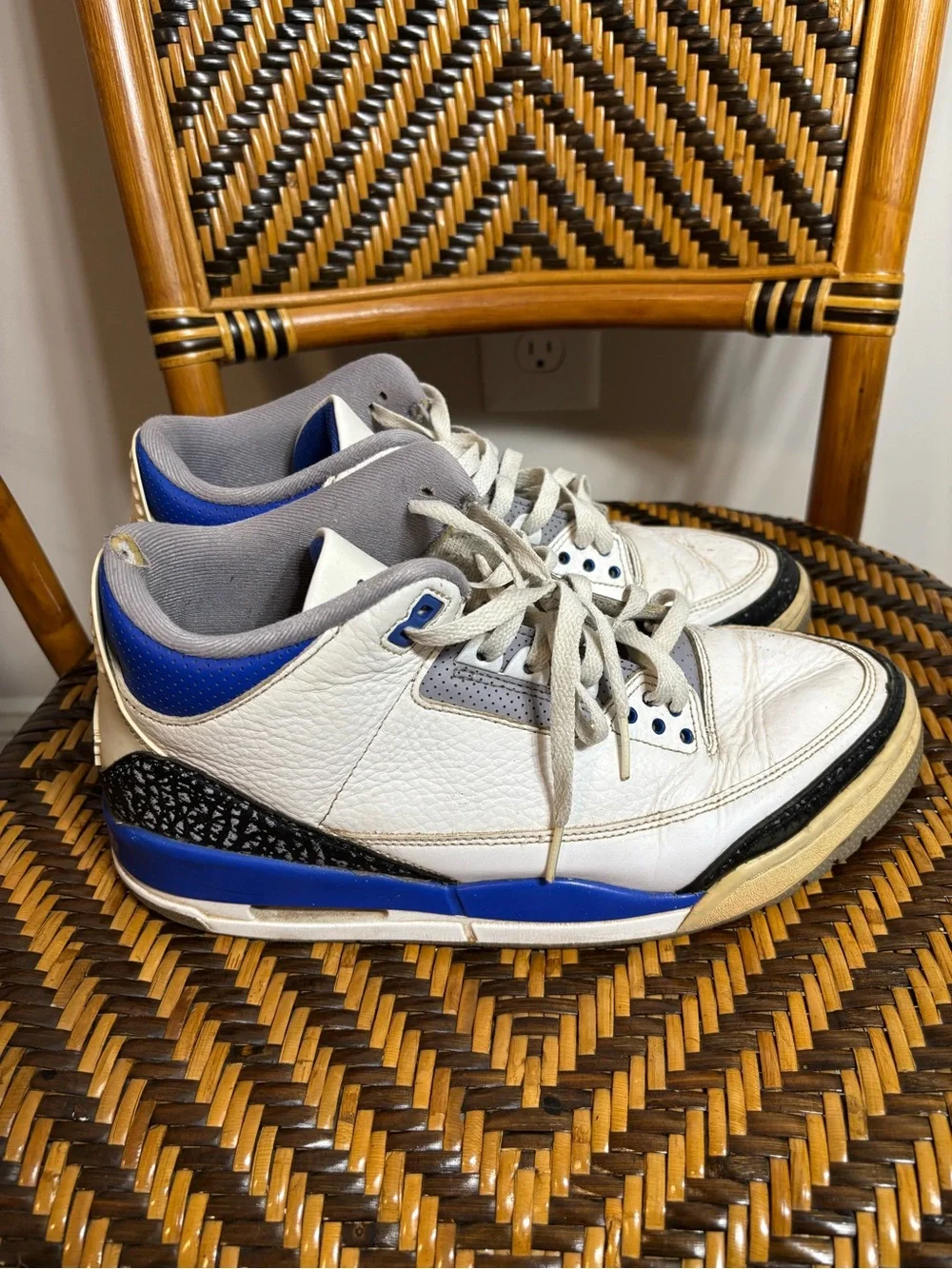 Jordan 3 Retro Racer Blue Sneakers Size 10.5 Worn